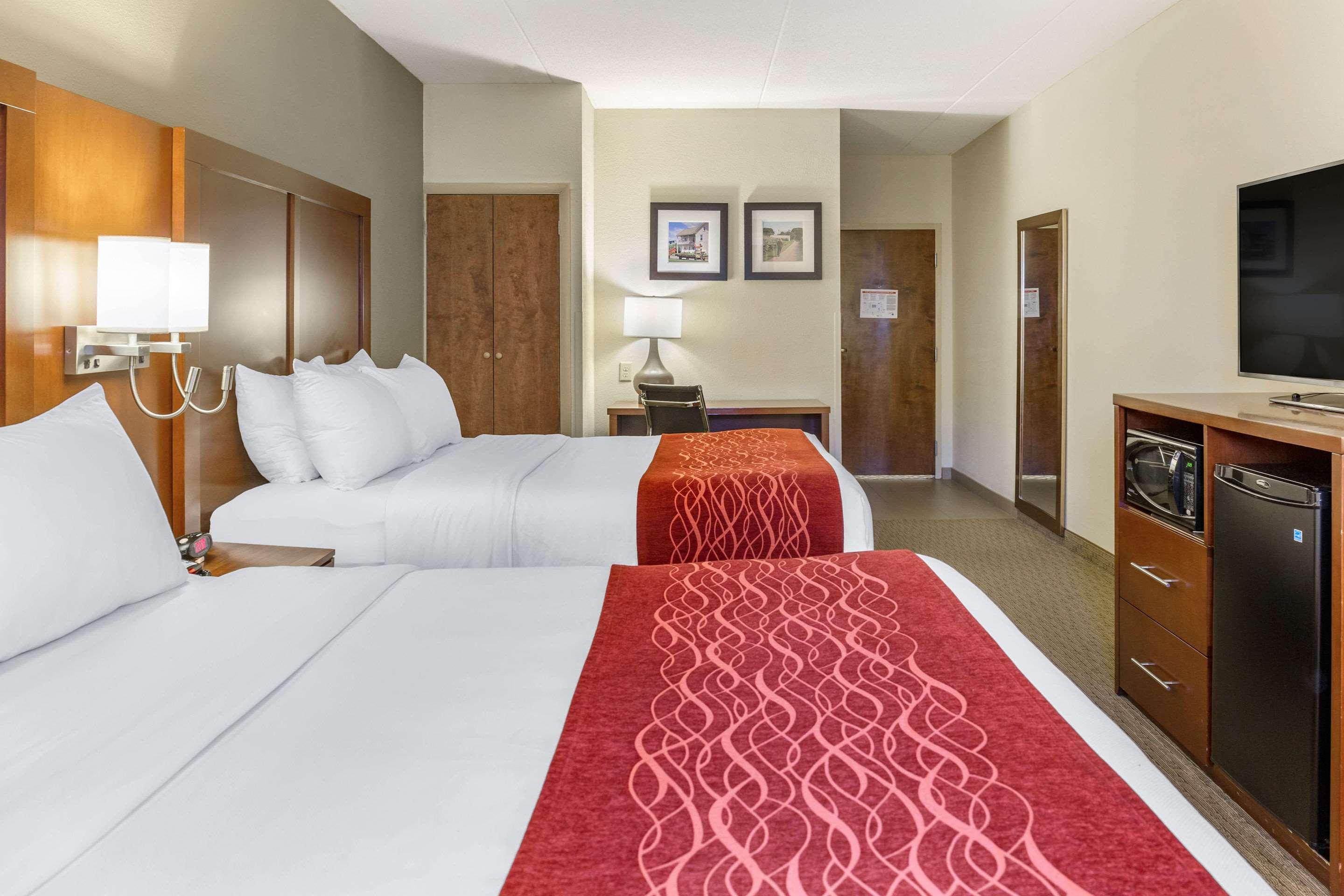 Comfort Inn Lancaster At Rockvale Smoketown  Exterior foto